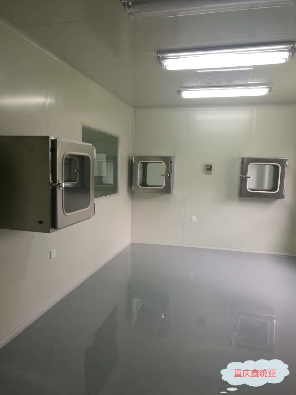 【新聞】重慶無塵車(chē)間(jiān)的(de)材料與部件(jiàn)的(de)清潔 重慶無塵車(chē)間(jiān)淨化(huà)工(gōng)程的(de)使用(yòng)